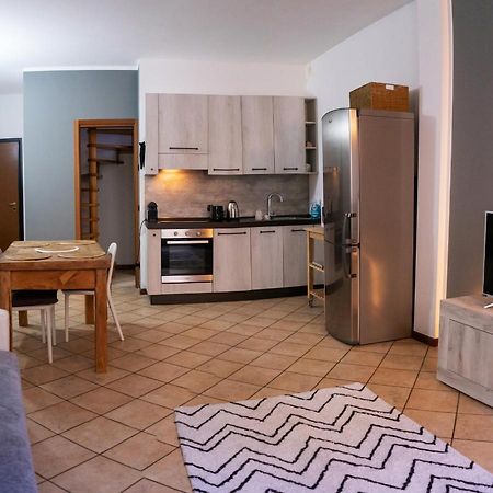 La Casa Di Ale Apartment Lecco Bagian luar foto